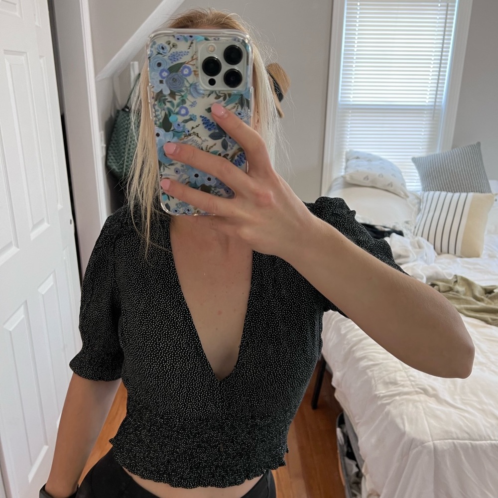 Dotted Abercrombie Puff Sleeve Blouse